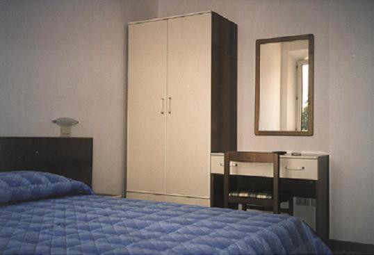 Bed & Breakfast Bompadre ชิวิตาโนวา มาร์เค ห้อง รูปภาพ